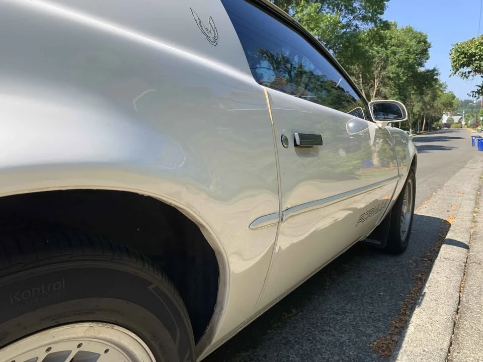 1990 Pontiac Firebird Formula 3rd Gen - Image 19 of 20