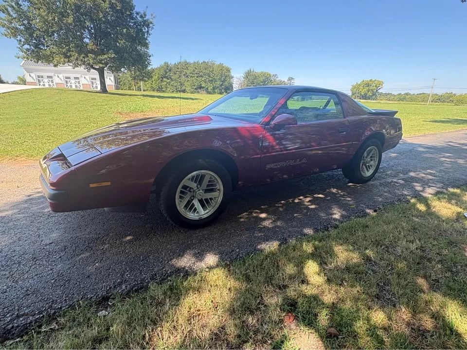 1990 Pontiac Firebird Formula 3rd Gen - Image 7 of 20
