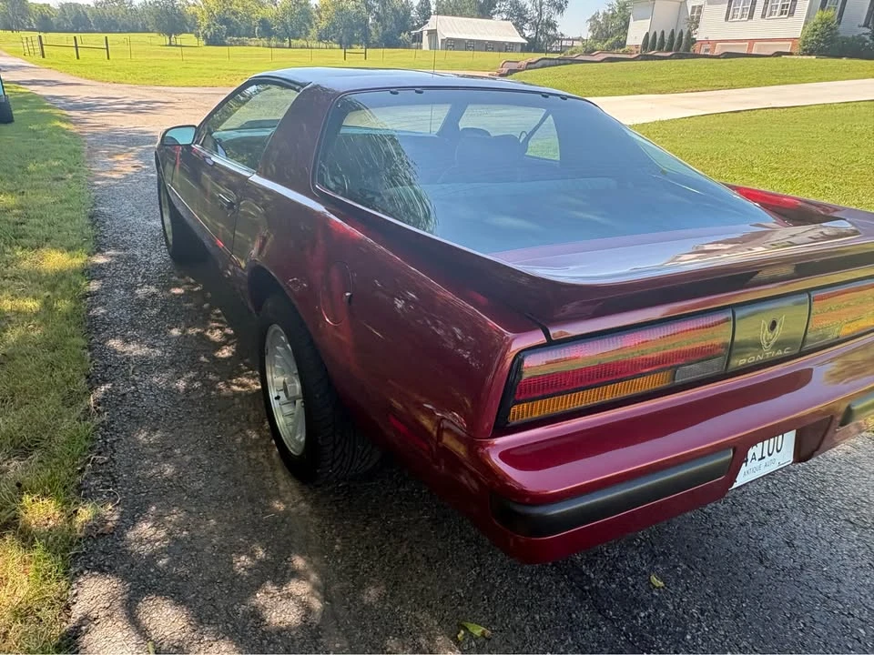 1990 Pontiac Firebird Formula 3rd Gen - Image 5 of 20