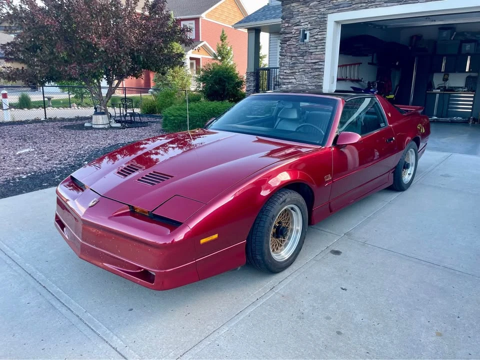 1990 Pontiac Firebird 3rd Gen - Image 2 of 7