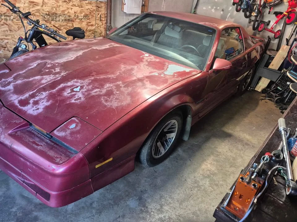 1990 Pontiac Firebird 3rd Gen - Image 2 of 20