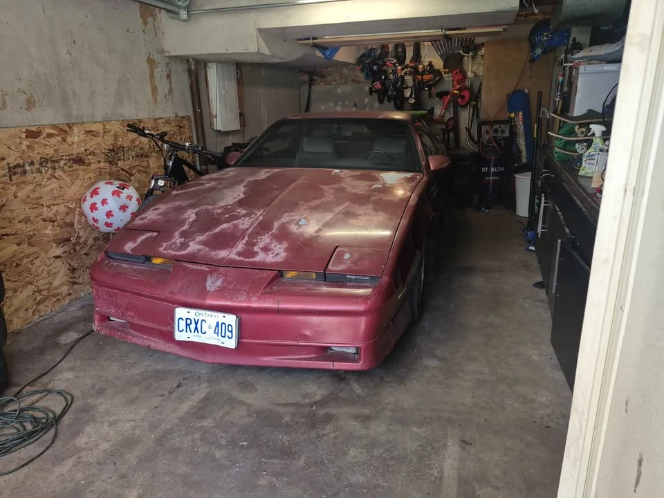1990 Pontiac Firebird 3rd Gen - Image 15 of 20