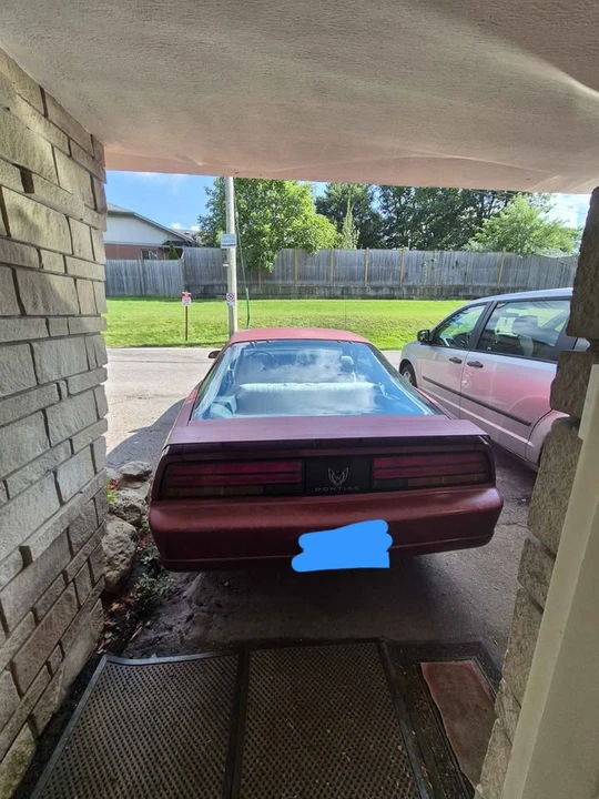 1990 Pontiac Firebird 3rd Gen - Image 17 of 20