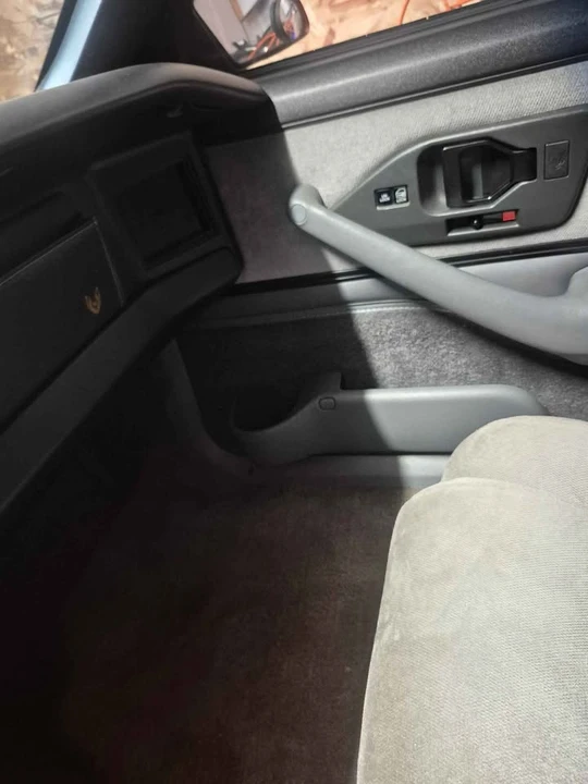 1990 Pontiac Firebird 3rd Gen - Image 6 of 20