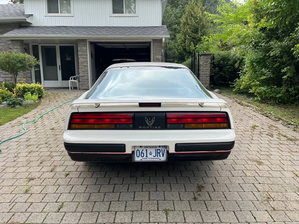 1990 Pontiac Firebird 3rd Gen - Image 4 of 12