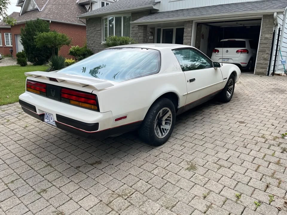 1990 Pontiac Firebird 3rd Gen - Image 6 of 12