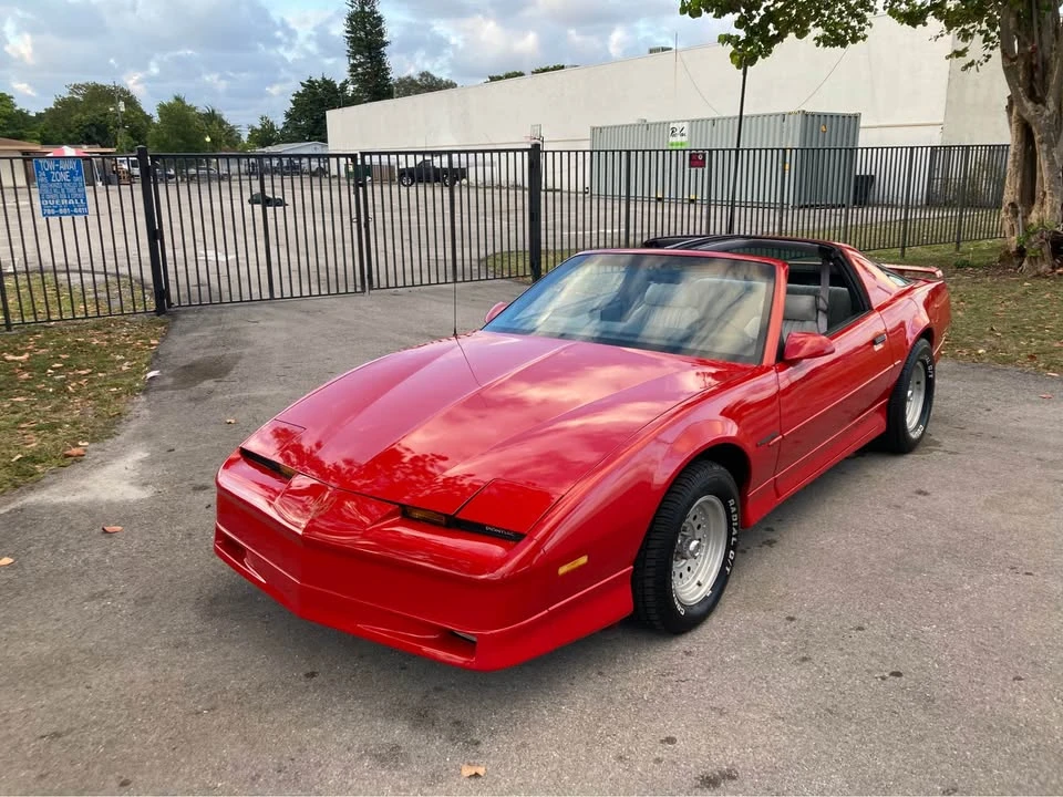 1990 Pontiac Firebird 3rd Gen - Image 2 of 17