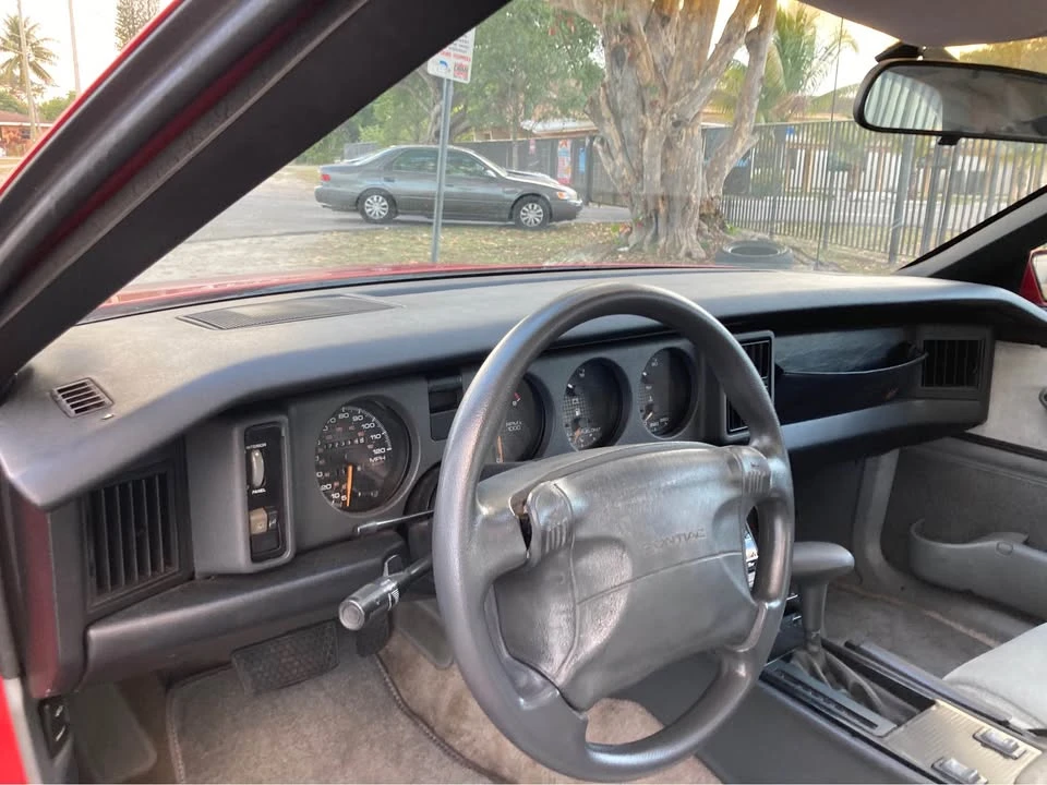 1990 Pontiac Firebird 3rd Gen - Image 10 of 17