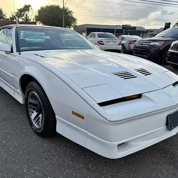 1990 Pontiac Firebird Trans Am Coupe 2D