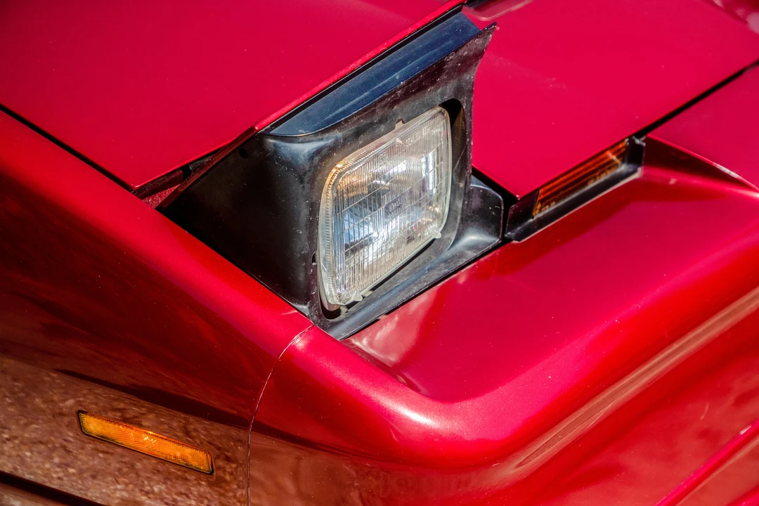 1990 Pontiac Firebird Trans Am 3rd Gen - Image 14 of 31