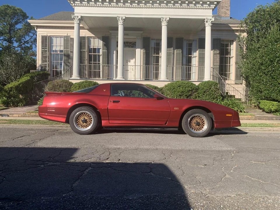 1990 Pontiac Firebird Trans Am 3rd Gen - Image 12 of 31