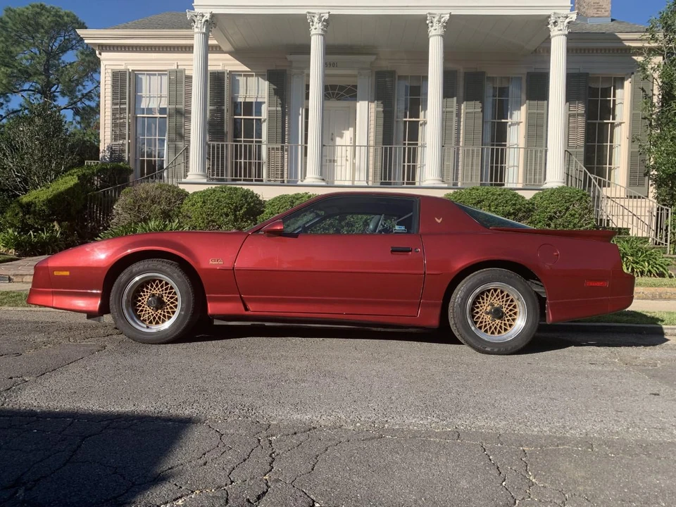 1990 Pontiac Firebird Trans Am 3rd Gen - Image 6 of 31