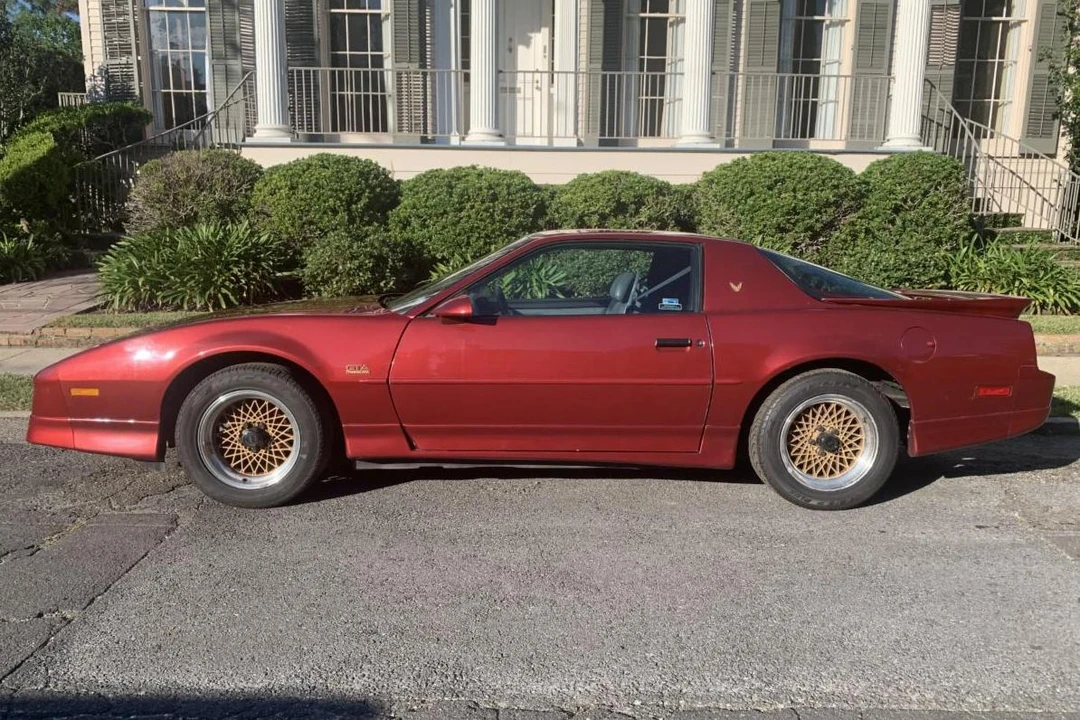 1990 Pontiac Firebird Trans Am 3rd Gen - Image 3 of 31