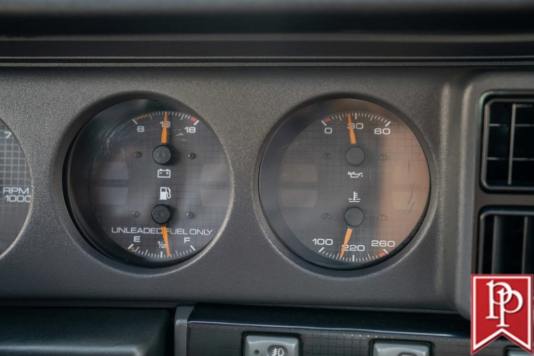 1990 Pontiac Firebird Trans Am 3rd Gen - Image 17 of 21