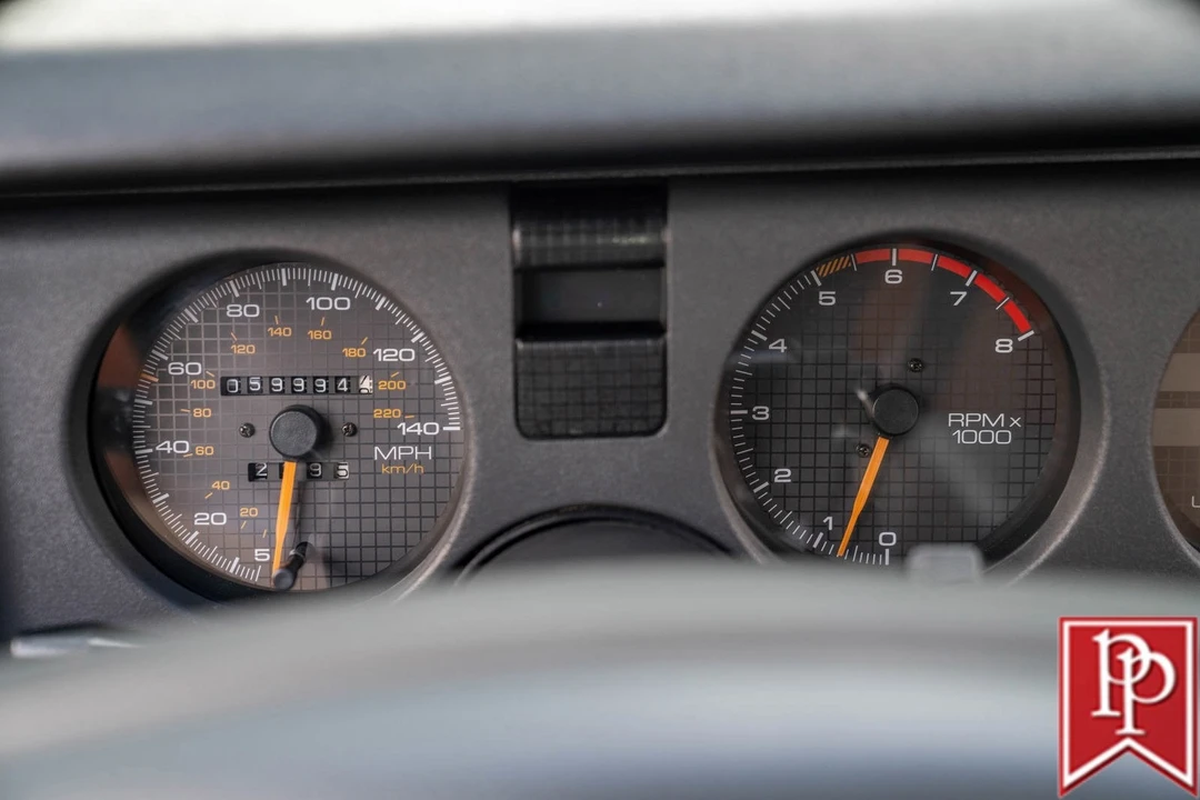 1990 Pontiac Firebird Trans Am 3rd Gen - Image 15 of 21