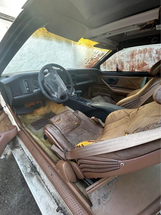 1990 Pontiac Firebird Trans Am 3rd Gen - Image 7 of 10