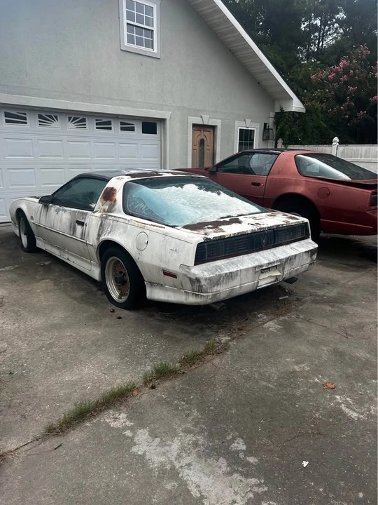 1990 Pontiac Firebird Trans Am 3rd Gen - Image 3 of 10