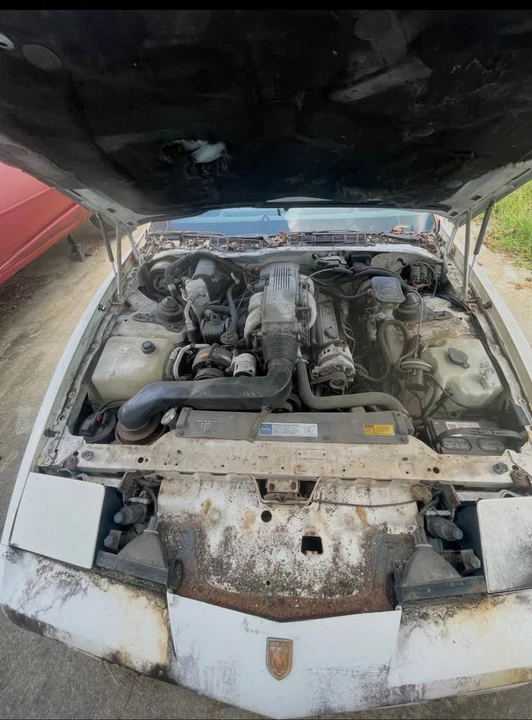 1990 Pontiac Firebird Trans Am 3rd Gen - Image 10 of 10