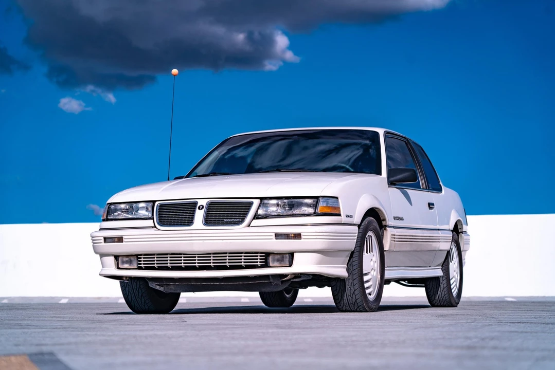 1990 Pontiac Grand Am - Image 6 of 31