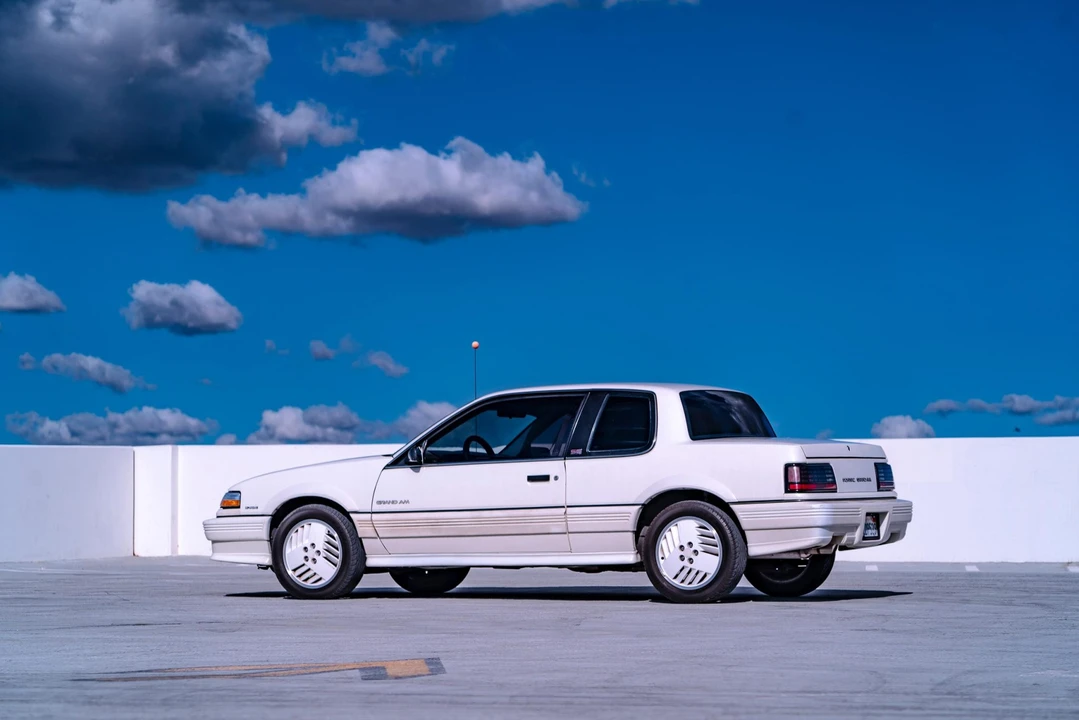 1990 Pontiac Grand Am - Image 23 of 31