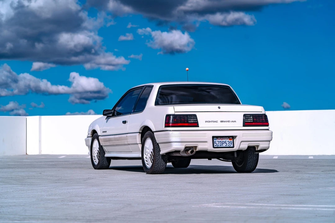 1990 Pontiac Grand Am - Image 18 of 31