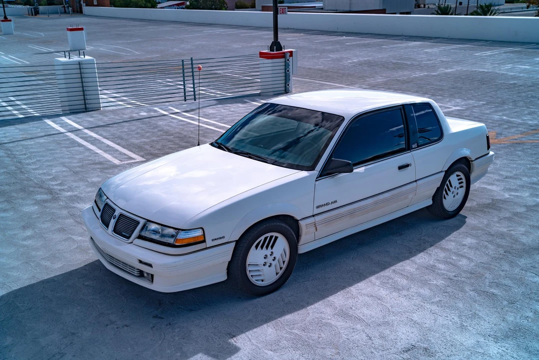 1990 Pontiac Grand Am - Image 29 of 31