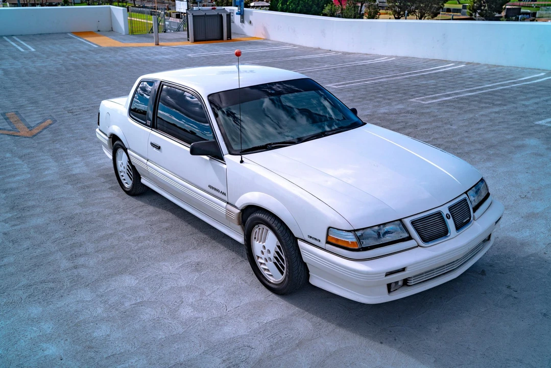1990 Pontiac Grand Am - Image 30 of 31