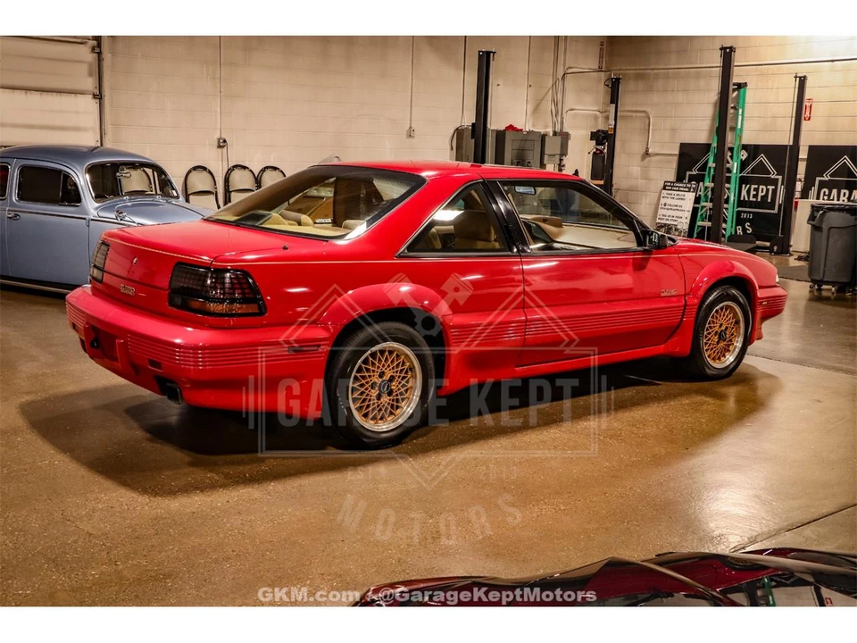 1990 Pontiac Grand Prix 3rd+ Gen - Image 9 of 31