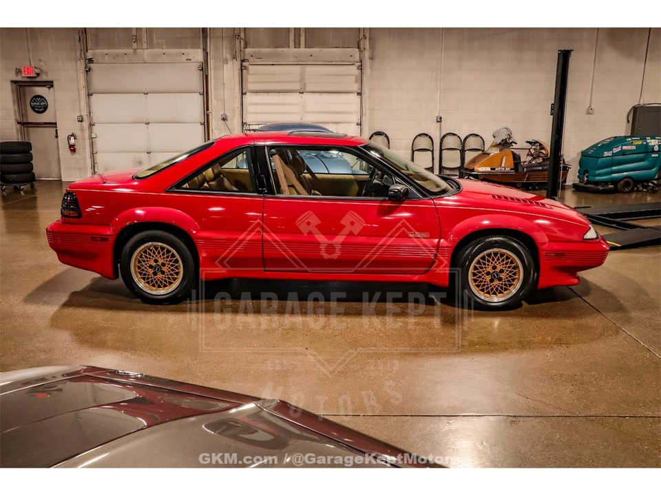 1990 Pontiac Grand Prix 3rd+ Gen - Image 10 of 31