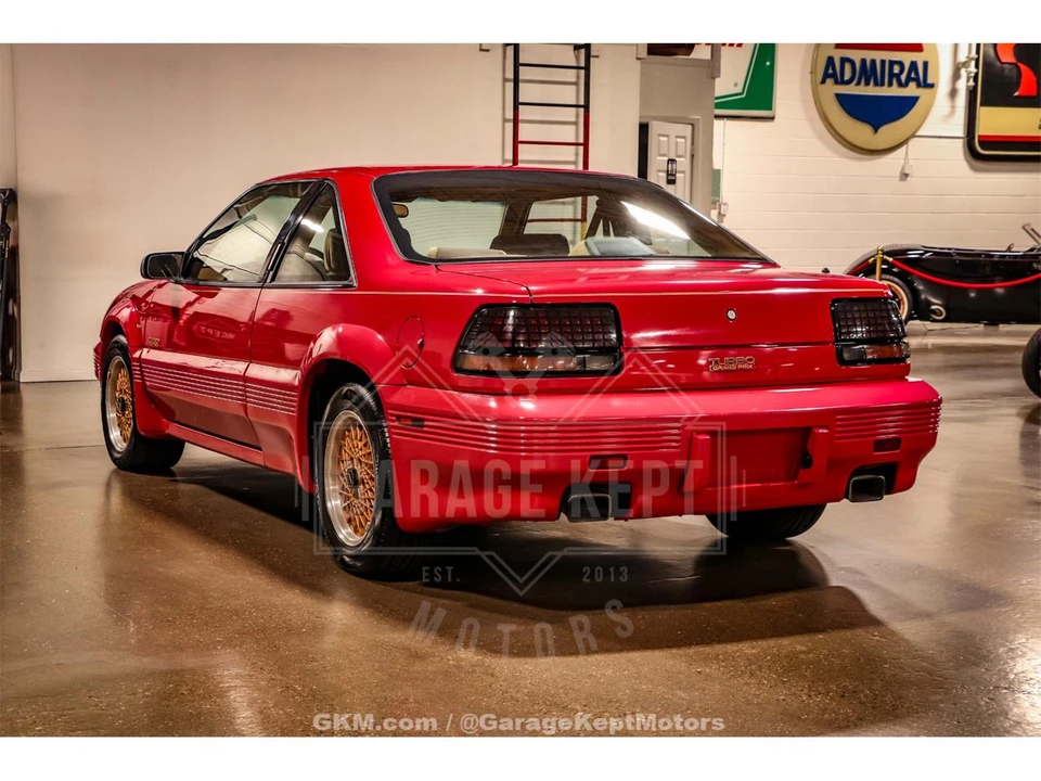 1990 Pontiac Grand Prix 3rd+ Gen - Image 7 of 31