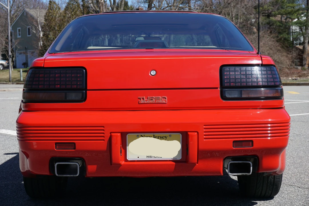 1990 Pontiac Grand Prix 3rd+ Gen - Image 10 of 31