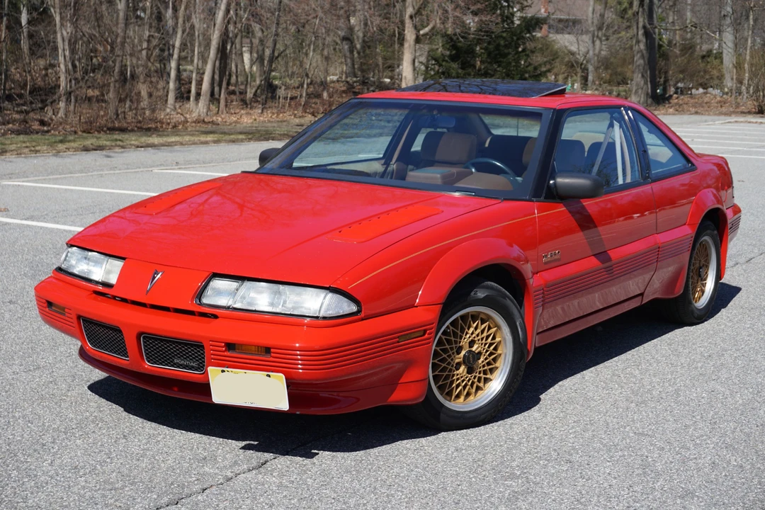 1990 Pontiac Grand Prix 3rd+ Gen - Image 2 of 31