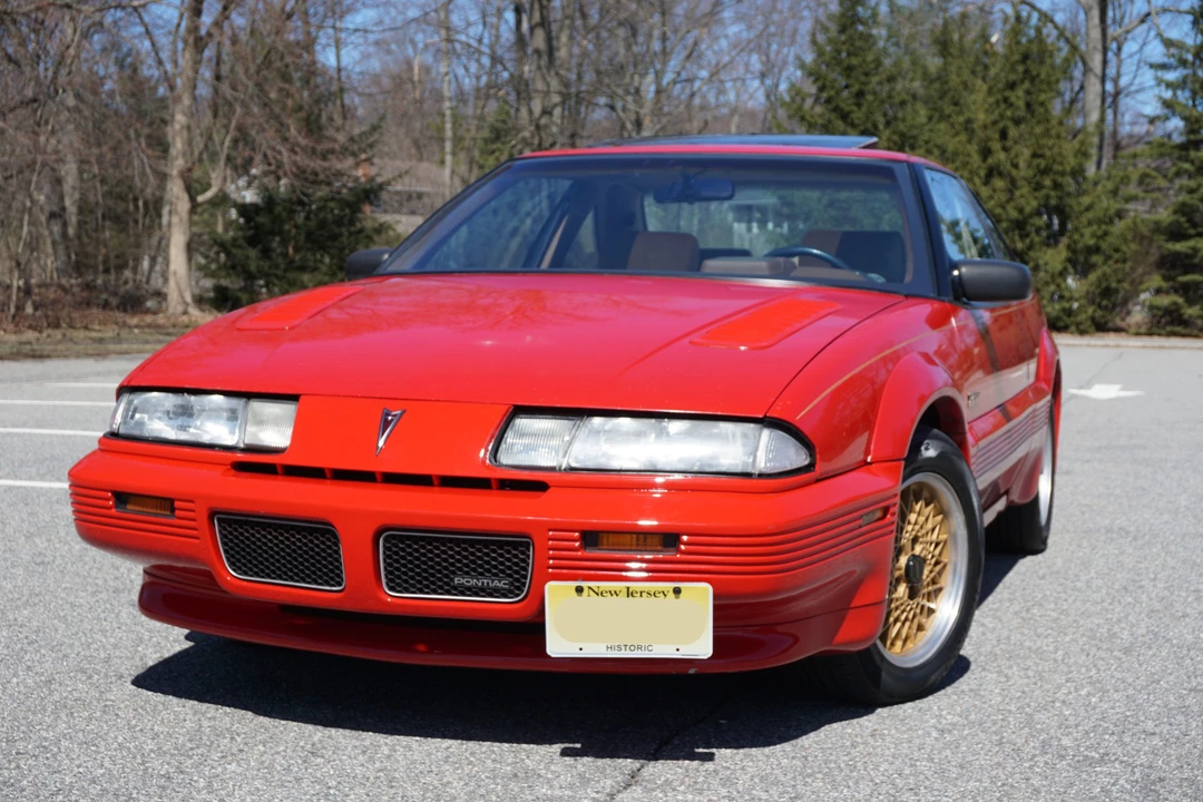 1990 Pontiac Grand Prix 3rd+ Gen - Image 3 of 31