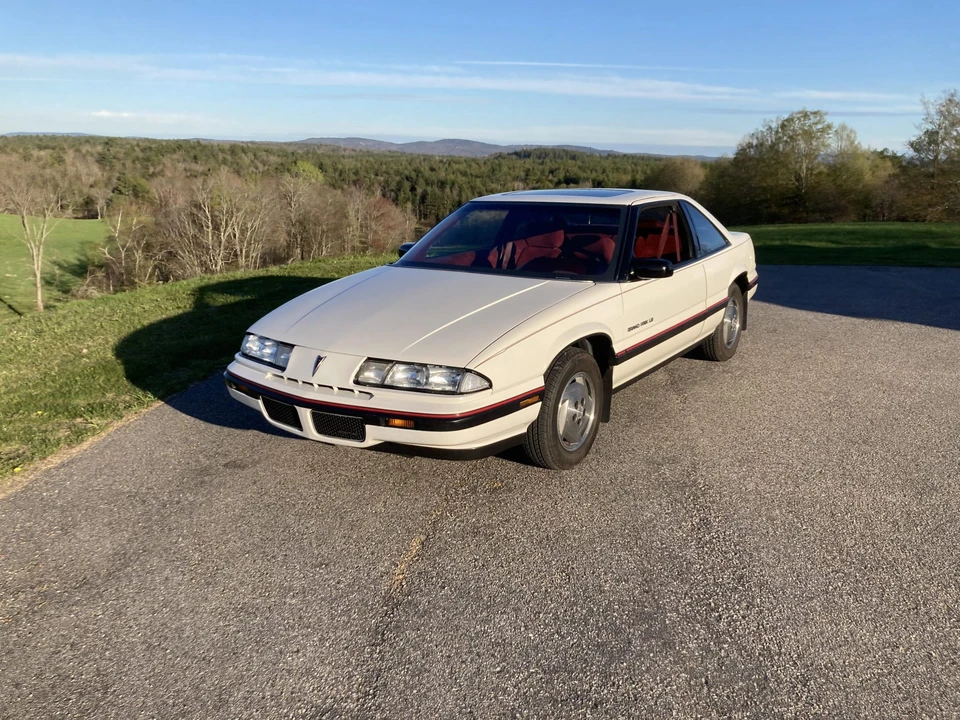 1990 Pontiac Grand Prix 3rd+ Gen - Image 6 of 31
