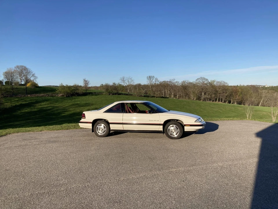 1990 Pontiac Grand Prix 3rd+ Gen - Image 30 of 31