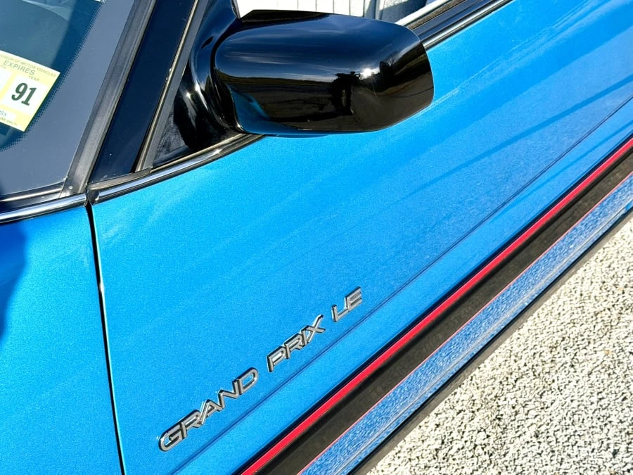 1990 Pontiac Grand Prix 3rd+ Gen - Image 14 of 31