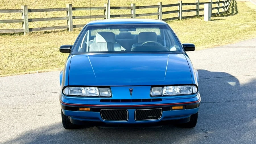 1990 Pontiac Grand Prix 3rd+ Gen - Image 4 of 31