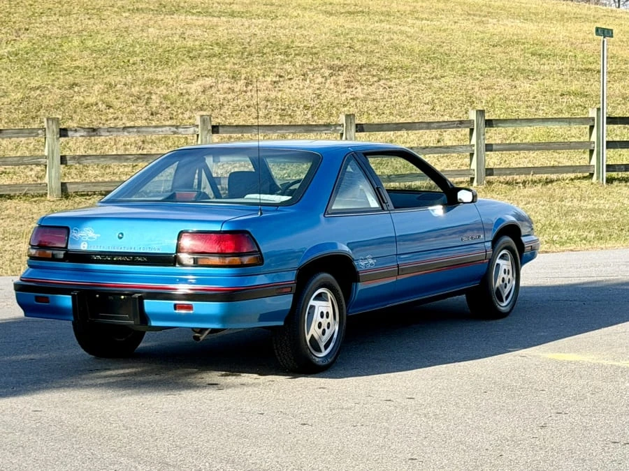 1990 Pontiac Grand Prix 3rd+ Gen - Image 7 of 31