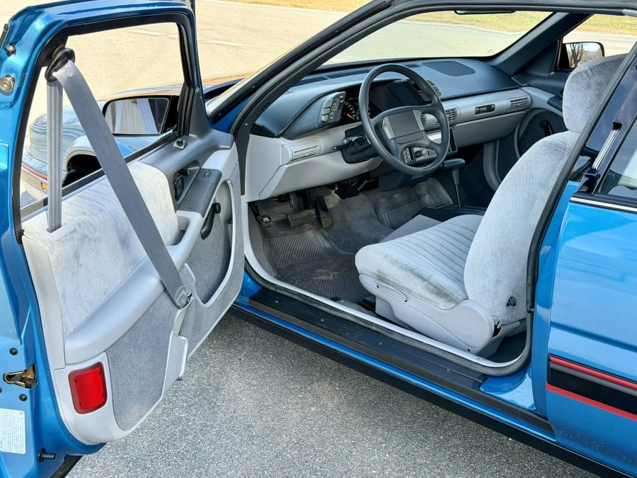 1990 Pontiac Grand Prix 3rd+ Gen - Image 16 of 31