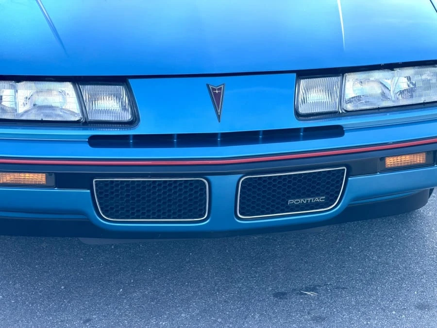 1990 Pontiac Grand Prix 3rd+ Gen - Image 9 of 31