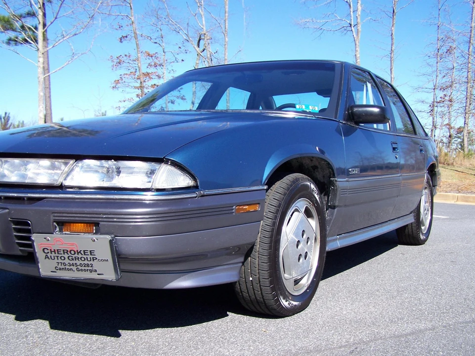 1990 Pontiac Grand Prix 3rd+ Gen - Image 13 of 31