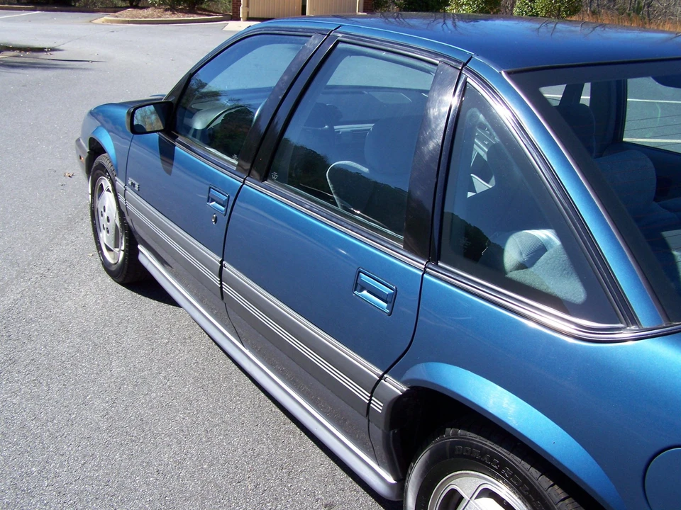 1990 Pontiac Grand Prix 3rd+ Gen - Image 30 of 31