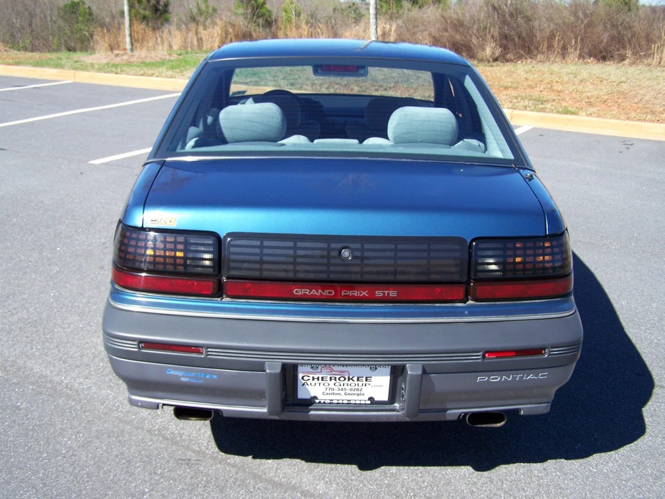1990 Pontiac Grand Prix 3rd+ Gen - Image 9 of 31