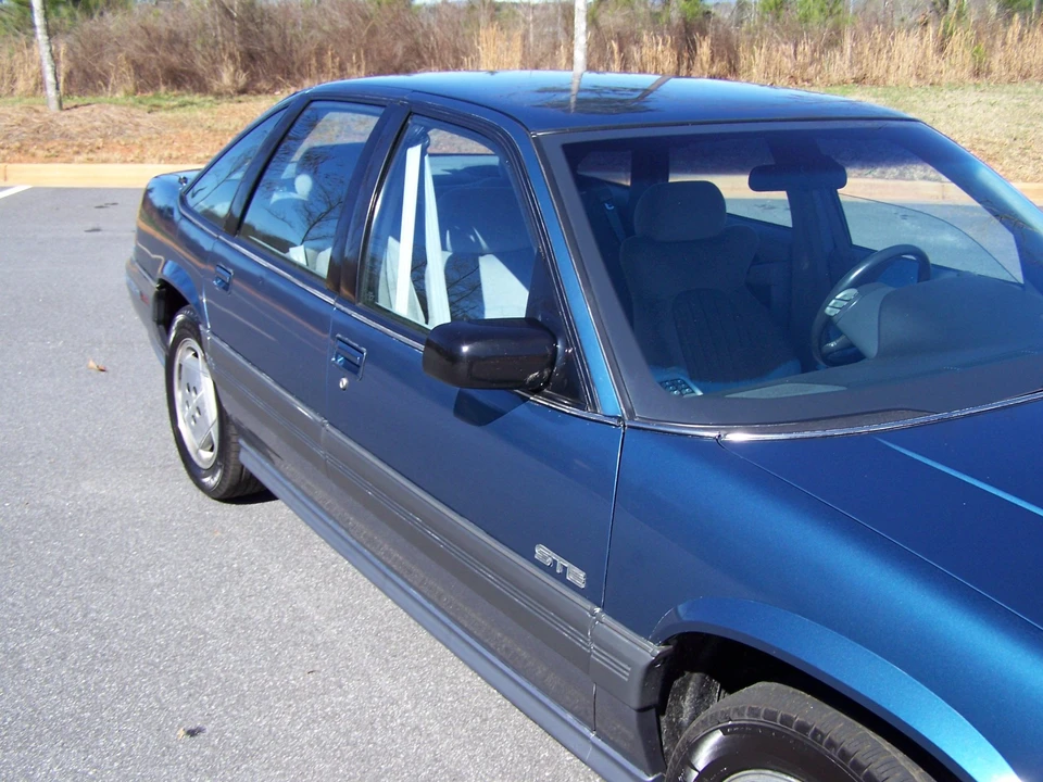 1990 Pontiac Grand Prix 3rd+ Gen - Image 20 of 31