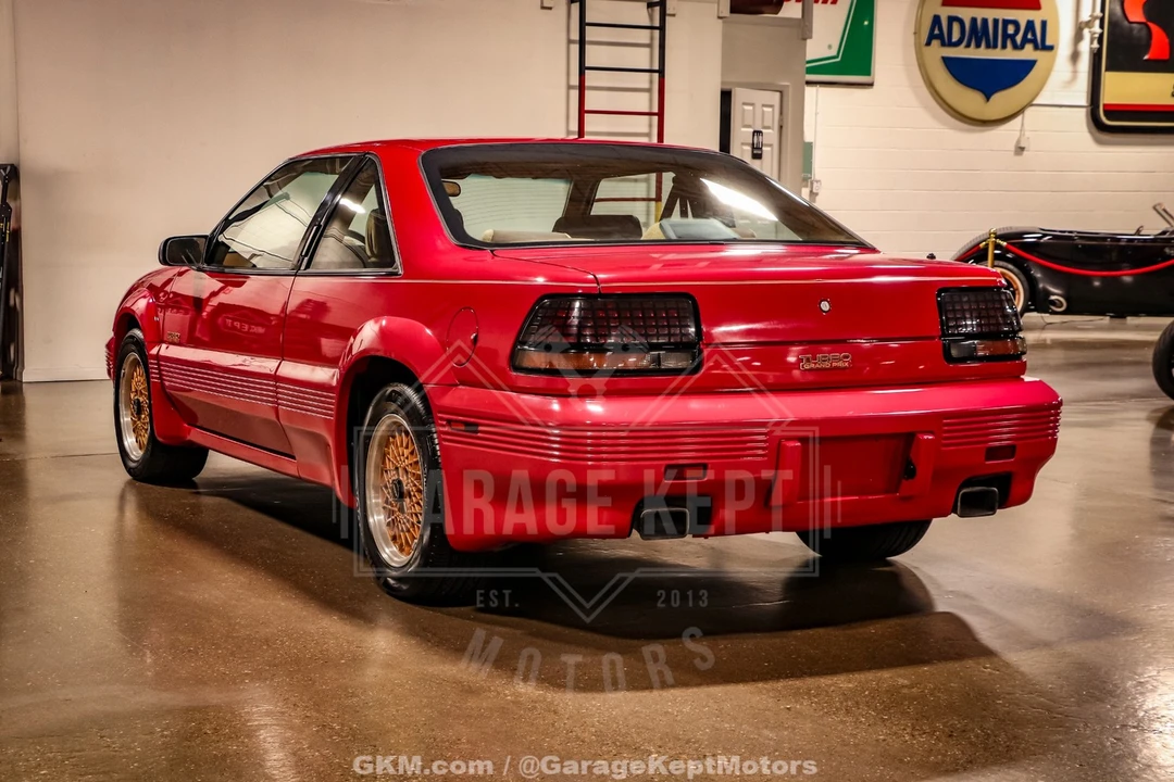 1990 Pontiac Grand Prix 3rd+ Gen - Image 8 of 31