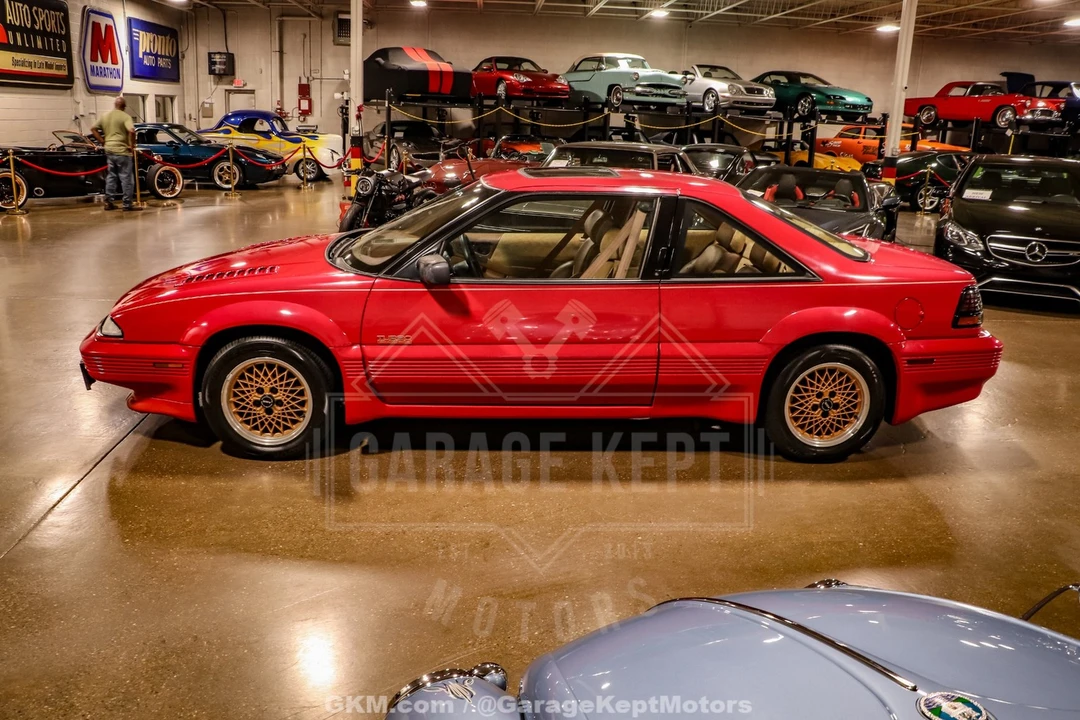 1990 Pontiac Grand Prix 3rd+ Gen - Image 6 of 31