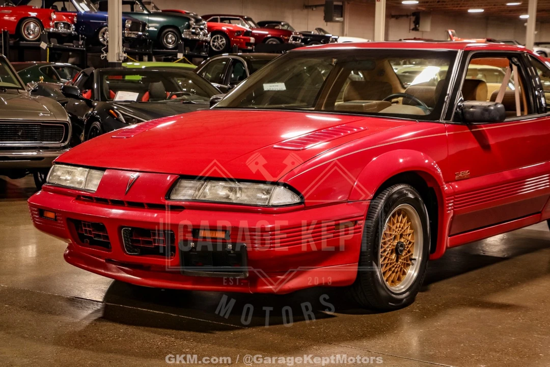 1990 Pontiac Grand Prix 3rd+ Gen - Image 23 of 31