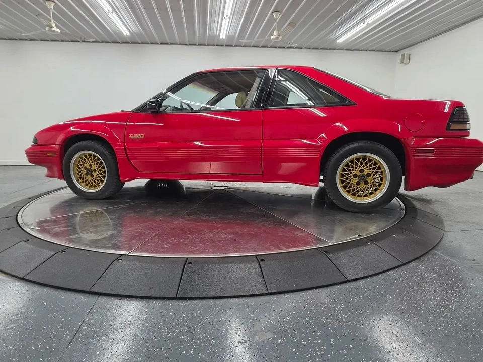 1990 Pontiac Grand Prix 3rd+ Gen - Image 13 of 31