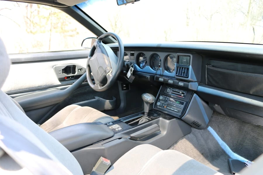 1990 Pontiac Firebird Trans Am 3rd Gen - Image 3 of 12