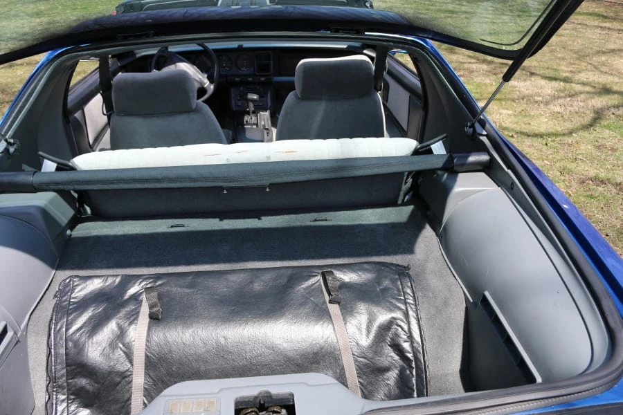 1990 Pontiac Firebird Trans Am 3rd Gen - Image 6 of 12